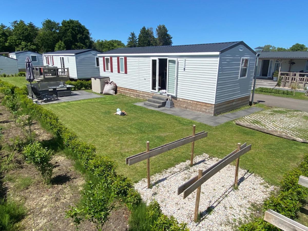 Chalet Enjoy Oostkapelle Exterior photo
